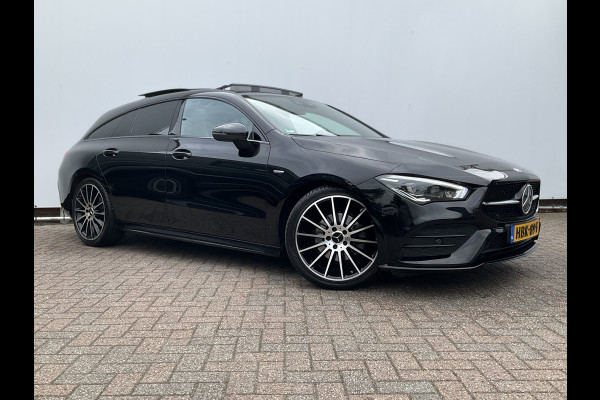 Mercedes-Benz CLA-Klasse Shooting Brake 200 Premium Plus AMG Pano Carplay Stoelverw Uitstraling!