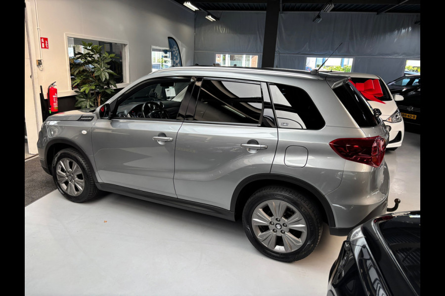 Suzuki Vitara 1.4 Boosterjet Select Smart Hybrid / Navi / Stoelverwarming