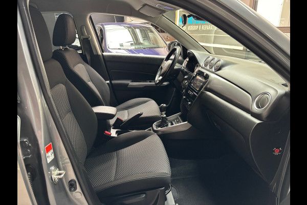 Suzuki Vitara 1.4 Boosterjet Select Smart Hybrid / Navi / Stoelverwarming
