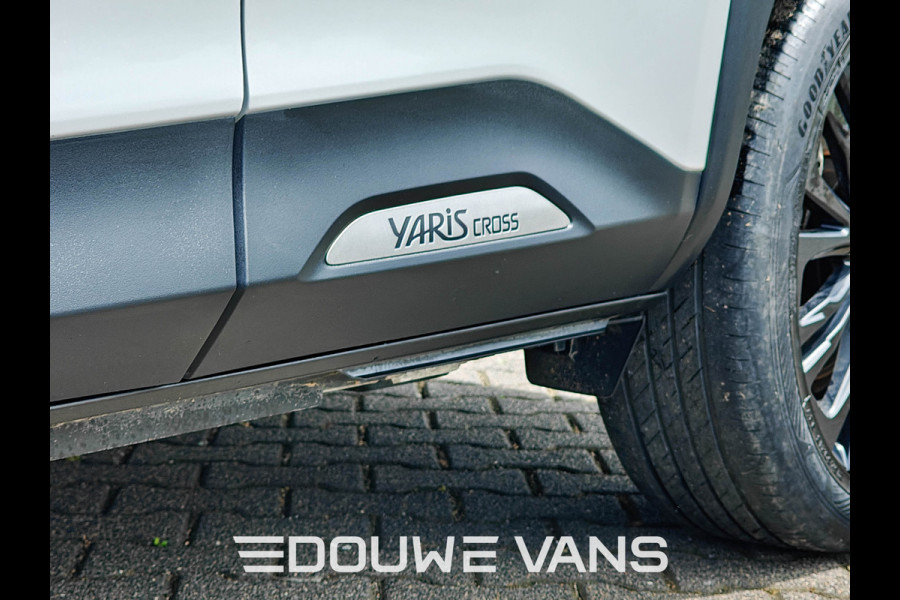 Toyota Yaris Cross Hybrid FWD Adventure Panorama Carplay