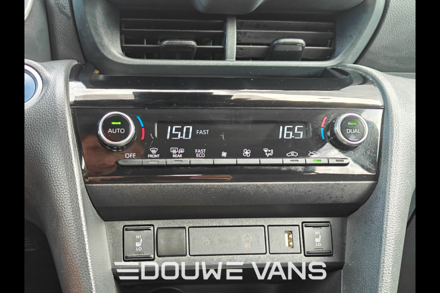 Toyota Yaris Cross Hybrid FWD Adventure Panorama Carplay