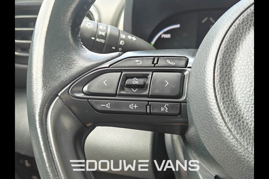 Toyota Yaris Cross Hybrid FWD Adventure Panorama Carplay