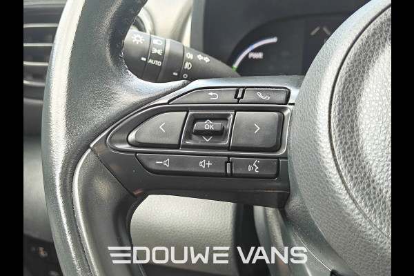 Toyota Yaris Cross Hybrid FWD Adventure Panorama Carplay