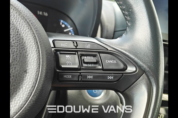 Toyota Yaris Cross Hybrid FWD Adventure Panorama Carplay