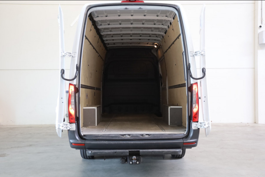 Mercedes-Benz Sprinter 317 CDI 170PK L3/H2 CAMERA CRUISE CONTROL TREKHAAK PDC 3ZITS TOPSTAAT LEASE V/A € 144,- P.M. INRUIL MOG