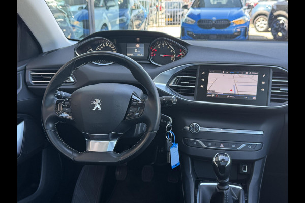 Peugeot 308 SW 1.2 PureTech Blue Lease Executive NL-AUTO | PANODAK | RIEM V.V. | NAVI