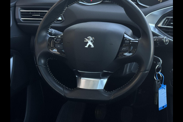 Peugeot 308 SW 1.2 PureTech Blue Lease Executive NL-AUTO | PANODAK | RIEM V.V. | NAVI