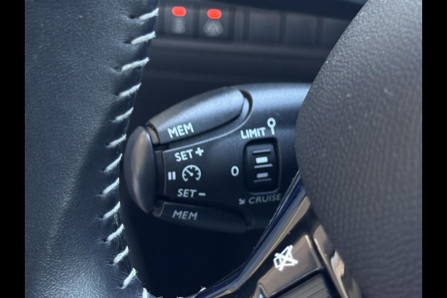 Peugeot 308 SW 1.2 PureTech Blue Lease Executive NL-AUTO | PANODAK | RIEM V.V. | NAVI