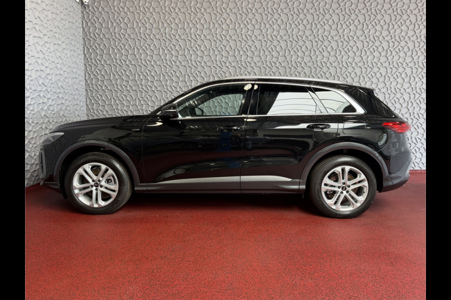 Audi Q5 2.0 TFSI E-HYBRID S-EDITION PASS.DISPLAY LEER PANO QUATTRO 300PK 360CAM TREKHAAK MATRIXX LED ELEK.STOEL. S-LINE S LINE