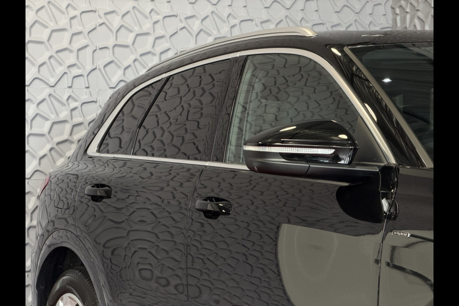 Audi Q5 2.0 TFSI E-HYBRID S-EDITION PASS.DISPLAY LEER PANO QUATTRO 300PK 360CAM TREKHAAK MATRIXX LED ELEK.STOEL. S-LINE S LINE