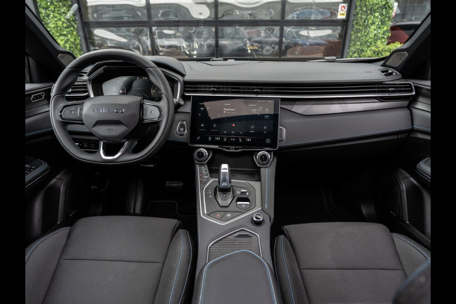 Lynk & Co 01 1.5 Core | NL Auto | BTW | Pano | 360* |