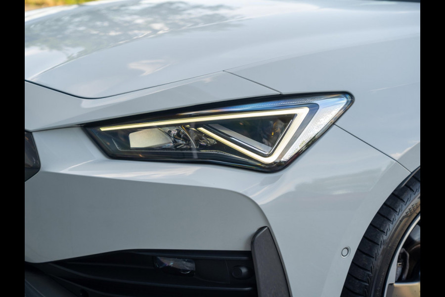 CUPRA Leon Sportstourer 1.4 TSI eHybrid 204pk PHEV Business / Memory / ACC / Camera / Carplay