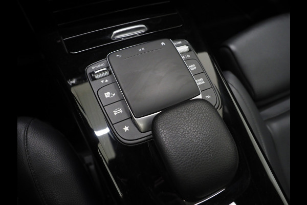 Mercedes-Benz CLA-Klasse Shooting Brake 250 e Premium | Panoramadak | Leder | Trekhaak | Camera | Sfeerlicht | Carbon | Cruise | LED
