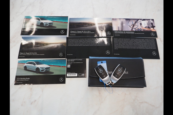 Mercedes-Benz CLA-Klasse Shooting Brake 250 e Premium | Panoramadak | Leder | Trekhaak | Camera | Sfeerlicht | Carbon | Cruise | LED