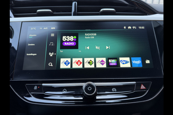 Opel Corsa 100pk GS (Camera - Keyless Entry - LED - Automatische Airco - Navigatie - Apple Carplay - Draadloos laden - Digitaal dashboard)