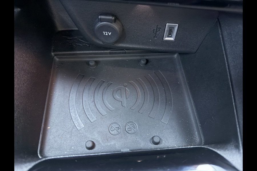 Opel Corsa 100pk GS (Camera - Keyless Entry - LED - Automatische Airco - Navigatie - Apple Carplay - Draadloos laden - Digitaal dashboard)