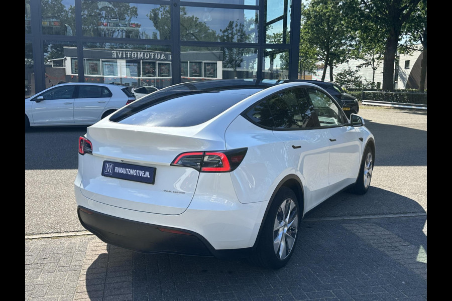 Tesla Model Y Long Range Dual AWD VAN: 39.900,- VOOR: 36.770,- UW WKVOORDEEL: 3.130,- | SOH 95% | AFNEEMBARE TREKHAAK|  RIJKLAAR GELEVERD | 12 MND BOVAG GARANTIE | TESLA GARANTIE ACCU + AANDRIJFLIJN T/M 08-2031/ 192.000KM|