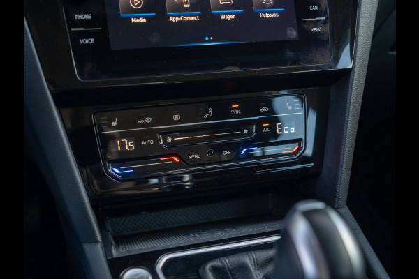 Volkswagen Passat Variant GTE 1.4 TSI eHybrid 218pk PHEV Business / Massage / Trekhaak / ACC