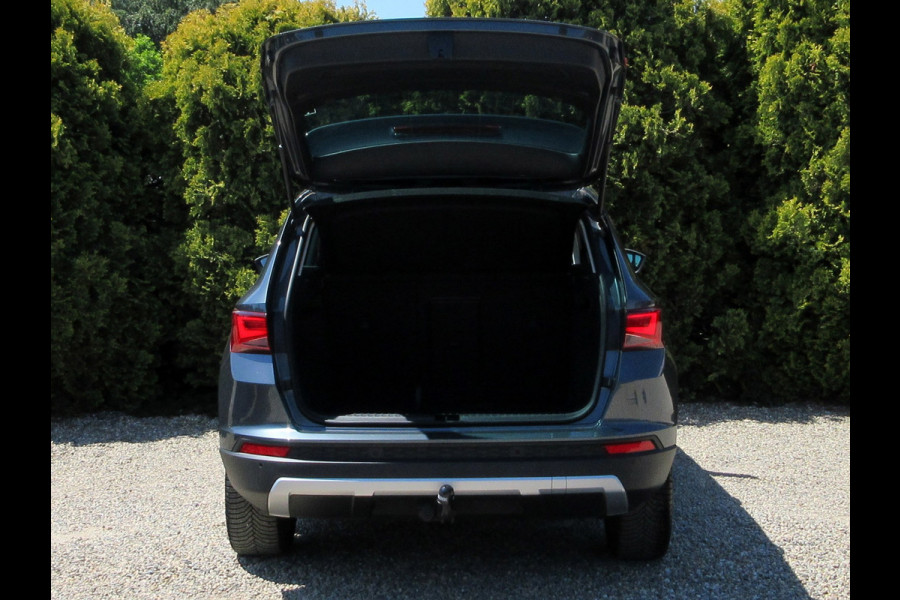 Seat Ateca 1.0 EcoTSI Style ntense * LED * Camera * Trekhaak *