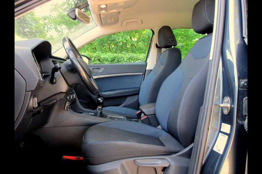 Seat Ateca 1.0 EcoTSI Style ntense * LED * Camera * Trekhaak *