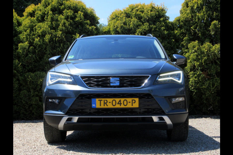 Seat Ateca 1.0 EcoTSI Style ntense * LED * Camera * Trekhaak *