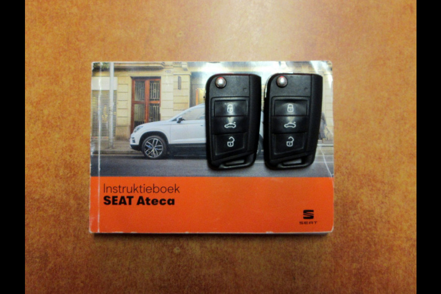 Seat Ateca 1.0 EcoTSI Style ntense * LED * Camera * Trekhaak *