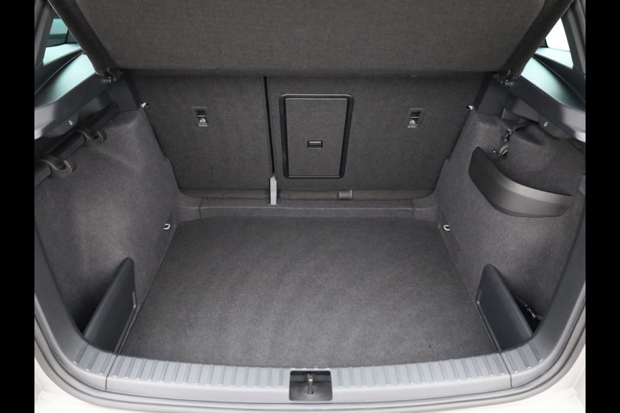 Škoda Karoq 1.5 TSI ACT Sportline Business