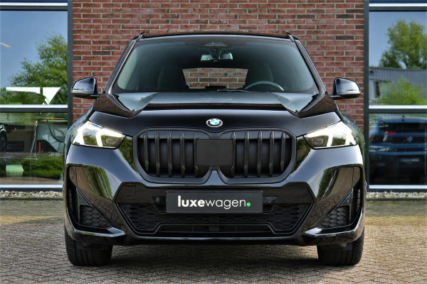 BMW X1 sDrive18i M-Sport Camera ACC-voorber Shadowline Adp-onderstel