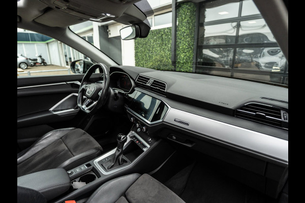 Audi Q3 35 TFSI S Line Pro Line | Pano | Camera | 20'' |