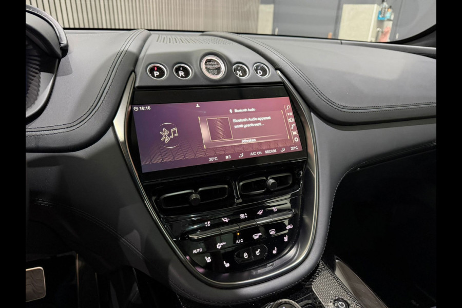 Aston Martin Dbx 4.0 V8 707 / Fabrieksgarantie tot 26.10.2026 / Matt groen / 360 Camera / Carbon delen