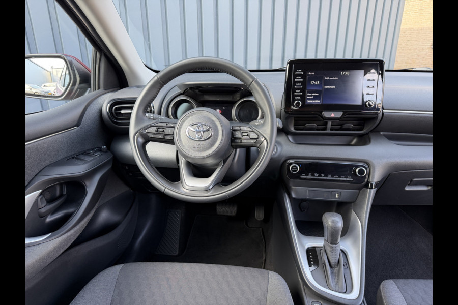 Toyota Yaris 1.5 Hybrid Dynamic | BSM | Dealer onderhouden | 10 jr GARANTIE | Rijklaar!!!