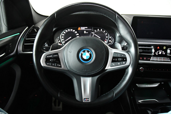 BMW X3 XDRIVE30E Pano*side-assist*Keyless