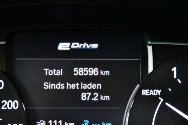BMW X3 XDRIVE30E Pano*side-assist*Keyless