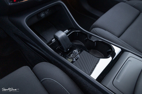 Volvo XC40 Recharge Twin Plus 82 kWh Extended Range | Adaptieve cruise | Blis | Metallic | Full LED |