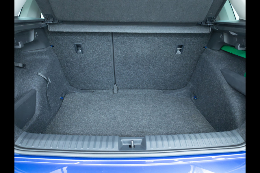 Škoda Kamiq 1.0 TSI Business Edition 116 PK | App. connect | Cruise | Stoelverw. | All season banden | Extra getint glas, Camera, Climate control