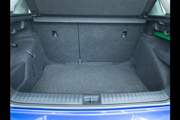 Škoda Kamiq 1.0 TSI Business Edition 116 PK | App. connect | Cruise | Stoelverw. | All season banden | Extra getint glas, Camera, Climate control
