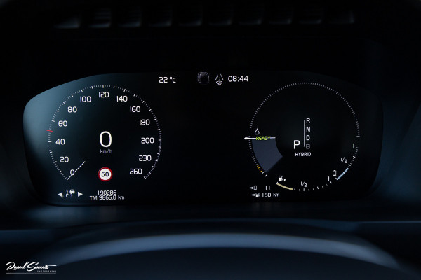 Volvo XC90 2.0 T8 Twin Engine AWD Inscription | Luchtvering | Zwenkbare trekhaak | Bowers&Wilkins | Panorama dak | Stoelverkoeling | Massage |