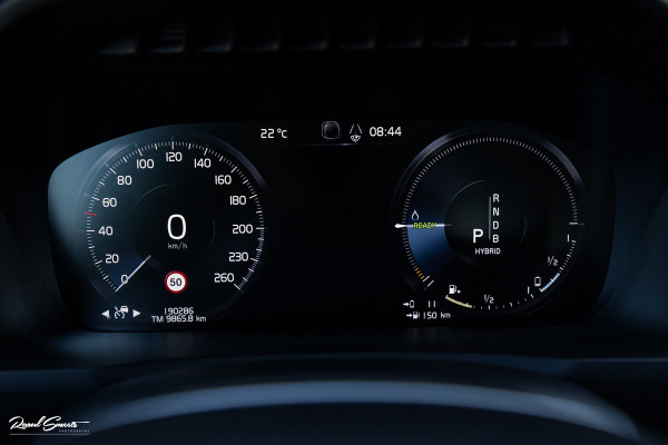 Volvo XC90 2.0 T8 Twin Engine AWD Inscription | Luchtvering | Zwenkbare trekhaak | Bowers&Wilkins | Panorama dak | Stoelverkoeling | Massage |