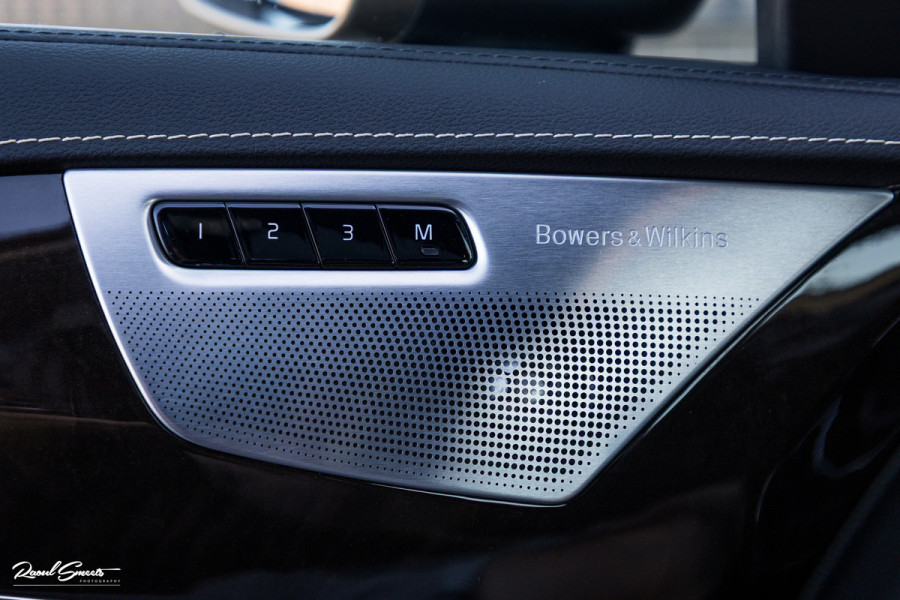 Volvo XC90 2.0 T8 Twin Engine AWD Inscription | Luchtvering | Zwenkbare trekhaak | Bowers&Wilkins | Panorama dak | Stoelverkoeling | Massage |