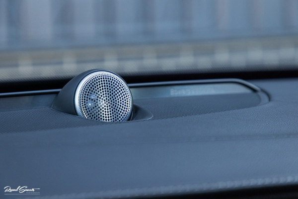 Volvo XC90 2.0 T8 Twin Engine AWD Inscription | Luchtvering | Zwenkbare trekhaak | Bowers&Wilkins | Panorama dak | Stoelverkoeling | Massage |