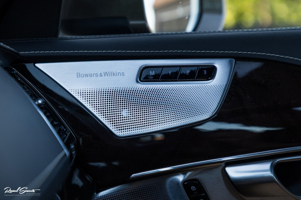 Volvo XC90 2.0 T8 Twin Engine AWD Inscription | Luchtvering | Zwenkbare trekhaak | Bowers&Wilkins | Panorama dak | Stoelverkoeling | Massage |