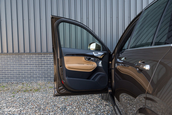 Volvo XC90 2.0 T8 Twin Engine AWD Inscription | Luchtvering | Zwenkbare trekhaak | Bowers&Wilkins | Panorama dak | Stoelverkoeling | Massage |