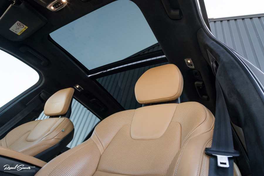 Volvo XC90 2.0 T8 Twin Engine AWD Inscription | Luchtvering | Zwenkbare trekhaak | Bowers&Wilkins | Panorama dak | Stoelverkoeling | Massage |