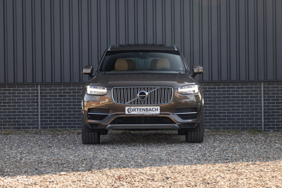 Volvo XC90 2.0 T8 Twin Engine AWD Inscription | Luchtvering | Zwenkbare trekhaak | Bowers&Wilkins | Panorama dak | Stoelverkoeling | Massage |
