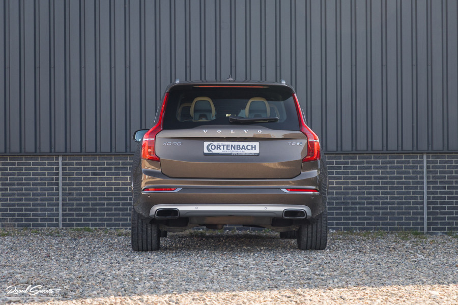 Volvo XC90 2.0 T8 Twin Engine AWD Inscription | Luchtvering | Zwenkbare trekhaak | Bowers&Wilkins | Panorama dak | Stoelverkoeling | Massage |