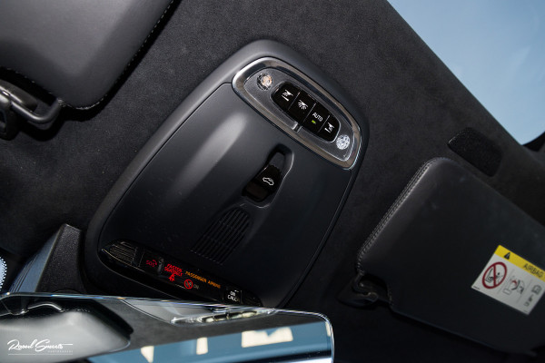 Volvo XC90 2.0 T8 Twin Engine AWD Inscription | Luchtvering | Zwenkbare trekhaak | Bowers&Wilkins | Panorama dak | Stoelverkoeling | Massage |