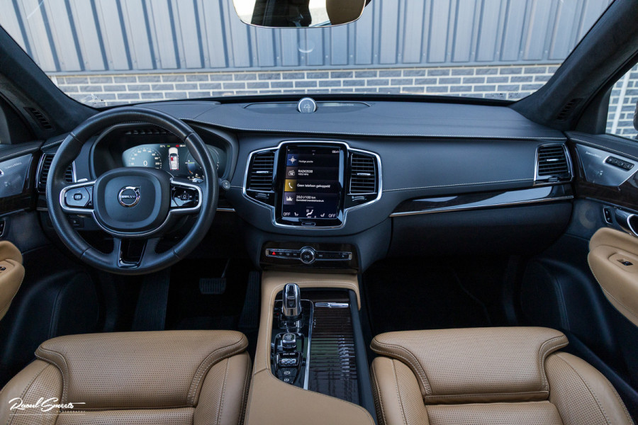 Volvo XC90 2.0 T8 Twin Engine AWD Inscription | Luchtvering | Zwenkbare trekhaak | Bowers&Wilkins | Panorama dak | Stoelverkoeling | Massage |