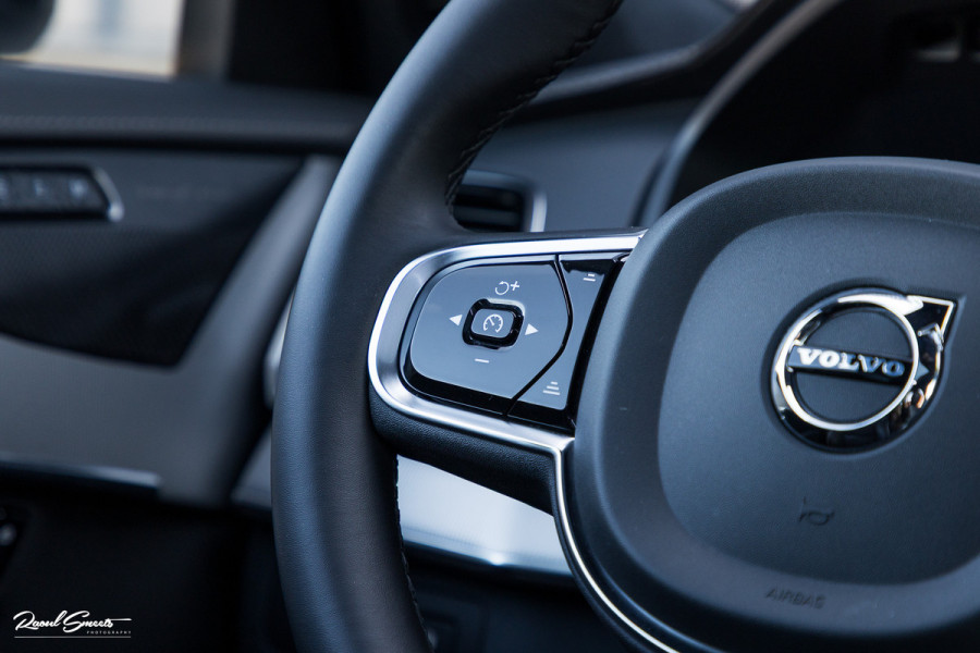 Volvo XC90 2.0 T8 Recharge AWD Ultimate Dark Long Range | Luchtvering | Panorama dak | Adaptieve cruise | Memory | Blis | 22 Inch |