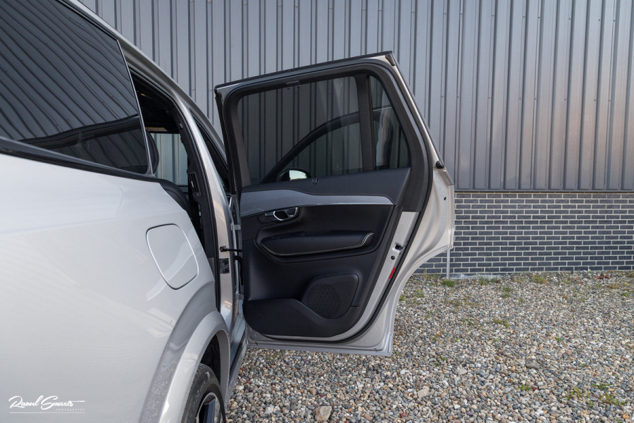 Volvo XC90 2.0 T8 Recharge AWD Ultimate Dark Long Range | Luchtvering | Panorama dak | Adaptieve cruise | Memory | Blis | 22 Inch |
