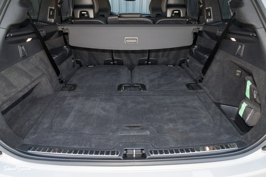 Volvo XC90 2.0 T8 Recharge AWD Ultimate Dark Long Range | Luchtvering | Panorama dak | Adaptieve cruise | Memory | Blis | 22 Inch |